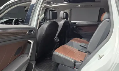 Volkswagen Tiguan 2023, 15256 км, за 22033.68 USD - фото 12