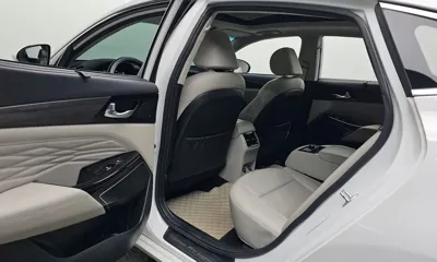 Kia K7 2020, 138353 км, за 13319.89 USD - фото 11