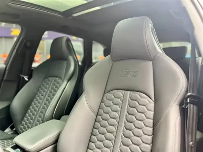 Audi RS 4 2022, 12000 км, за 105942.62 USD - фото 7