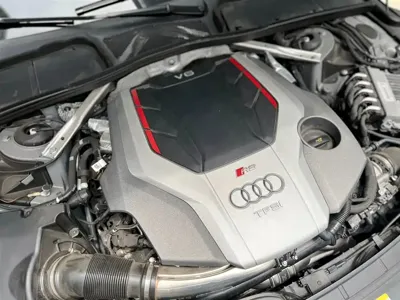 Audi RS 4 2022, 12000 км, за 105942.62 USD - фото 10