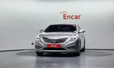 Hyundai Grandeur 2013, 108431 км, за 4558.97 USD