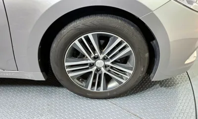 Hyundai Grandeur 2013, 108431 км, за 4558.97 USD