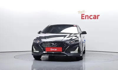 Hyundai Sonata 2019, 93119 км, за 8919.72 USD