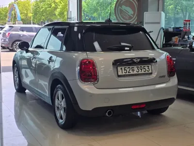 MINI Cooper 2020, 40330 км, за 10076.05 USD