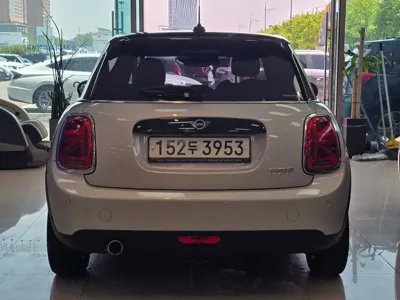 MINI Cooper 2020, 40330 км, за 10076.05 USD