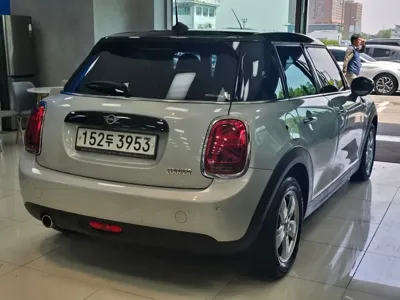 MINI Cooper 2020, 40330 км, за 10076.05 USD - фото 6