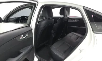 Kia K3 2020, 129304 км, за 6500.68 USD - фото 11