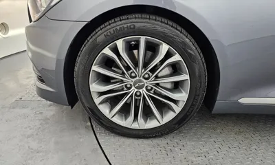 Hyundai Genesis 2016, 198783 км, за 5005.52 USD