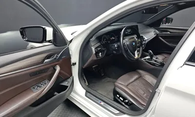BMW 5-Series 2017, 144272 км, за 11480.9 USD - фото 10