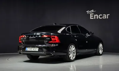 Volvo S90 2020, 74348 км, за 16082.45 USD