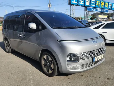Hyundai Staria 2022, 146000 км, за 14667.99 USD