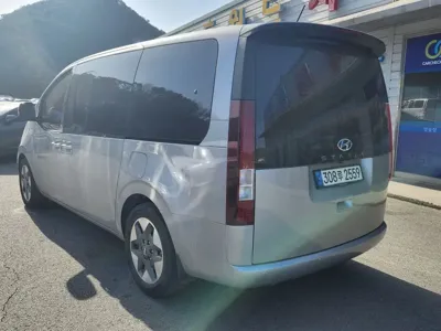 Hyundai Staria 2022, 146000 км, за 14667.99 USD