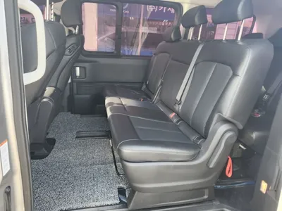 Hyundai Staria 2022, 146000 км, за 14667.99 USD - фото 11