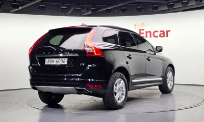 Volvo XC60 2017, 279910 км, за 4488.68 USD