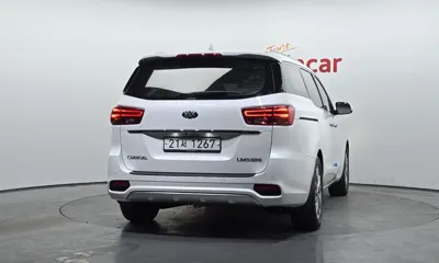 Kia Canival 2019, 64354 км, за 12493.4 USD