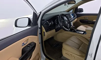 Kia Canival 2019, 64354 км, за 12493.4 USD - фото 10