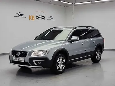 Volvo XC70 · 2015 год
