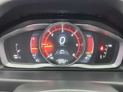 Volvo XC70 2015, 92717 км, за 10564.91 USD - фото 6