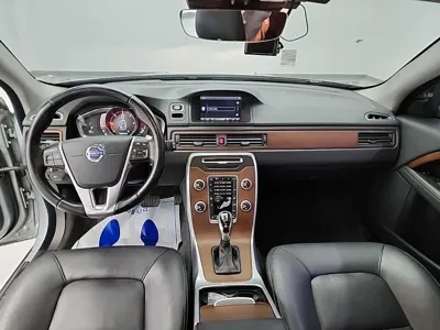 Volvo XC70 2015, 92717 км, за 10564.91 USD - фото 7