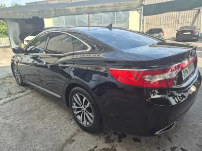 Hyundai Grandeur 2012, 190530 км, за 2280.13 USD