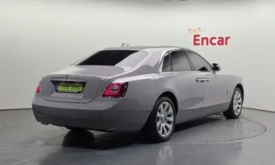 Rolls-Royce Ghost 2024, 4868 км, за 295780.95 USD