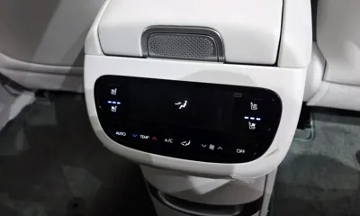 Hyundai Ioniq9 2025, 5734 км, за 48772.53 USD - фото 19