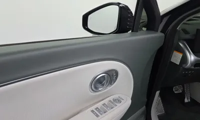 Hyundai Ioniq9 2025, 5734 км, за 48772.53 USD - фото 27