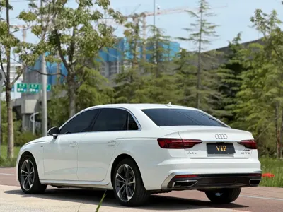 Audi A4L 2021, 63000 км, за 17186.25 USD - фото 9