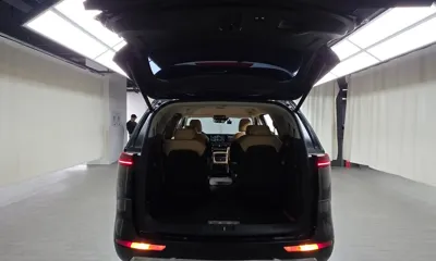 Kia Canival 2023, 67167 км, за 18830.52 USD - фото 20