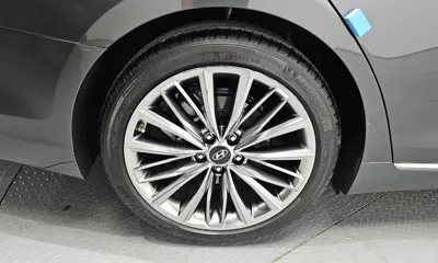 Hyundai Grandeur 2019, 22149 км, за 11655.92 USD