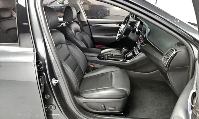 Hyundai Grandeur 2019, 22149 км, за 11655.92 USD - фото 10