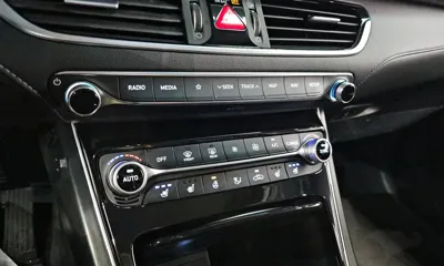 Hyundai Grandeur 2019, 22149 км, за 11655.92 USD - фото 28