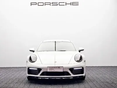 Porsche 911 2023, 3000 км, за 210714.45 USD