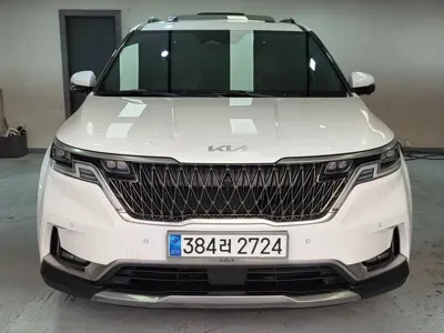 Kia Canival · 2023 год