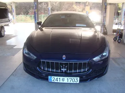 Maserati Ghibli 2018, 113920 км, за 11684.39 USD