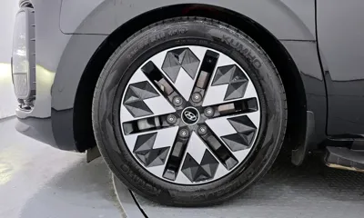 Hyundai Staria 2023, 51485 км, за 30228.16 USD