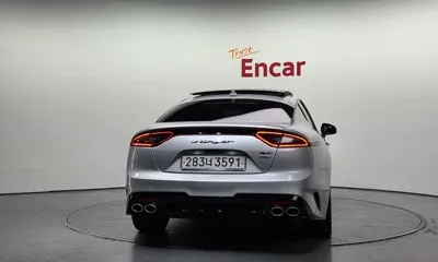 Kia Stinger 2018, 94279 км, за 10047.6 USD