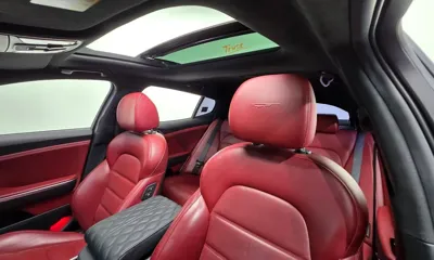 Kia Stinger 2018, 94279 км, за 9977.68 USD - фото 12