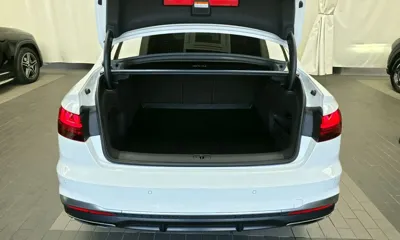 Audi A4 2020, 62337 км, за 15752.44 USD - фото 20