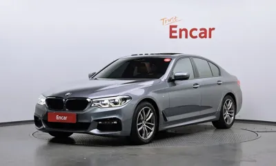 BMW 5-Series · 2017 год