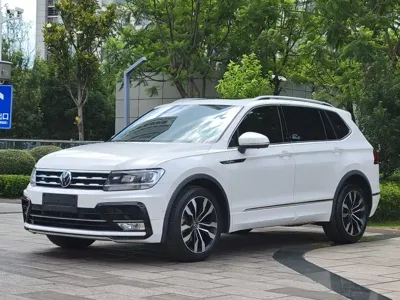 Volkswagen Tiguan L · 2021 год