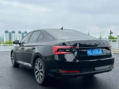 Skoda Superb 2023, 47000 км, за 21809.24 USD - фото 6