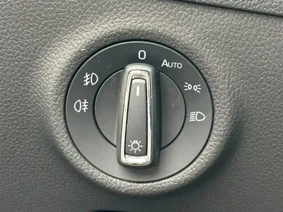Skoda Superb 2023, 47000 км, за 21809.24 USD - фото 11