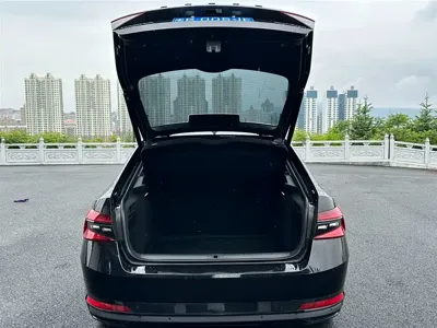 Skoda Superb 2023, 47000 км, за 21809.24 USD - фото 20
