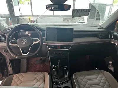 Volkswagen Tayron 2022, 32000 км, за 26344.85 USD - фото 16