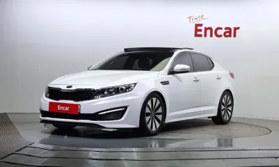 Kia K5 · 2011 год