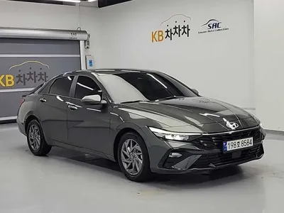 Hyundai Avante 2024, 136263 км, за 10437.18 USD