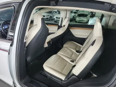 Tesla Model X 2019, 98808 км, за 43849.28 USD - фото 17