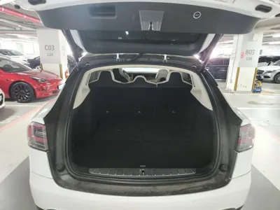 Tesla Model X 2019, 98808 км, за 43849.28 USD - фото 19