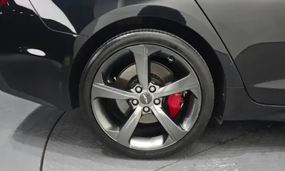 Genesis G70 2019, 119753 км, за 13913.17 USD